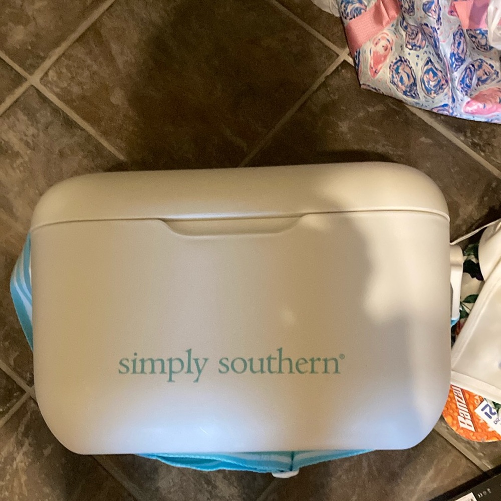 Simply Southern White and Blue Textured Case